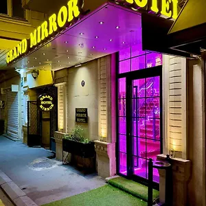 Grand Mirror Bakü